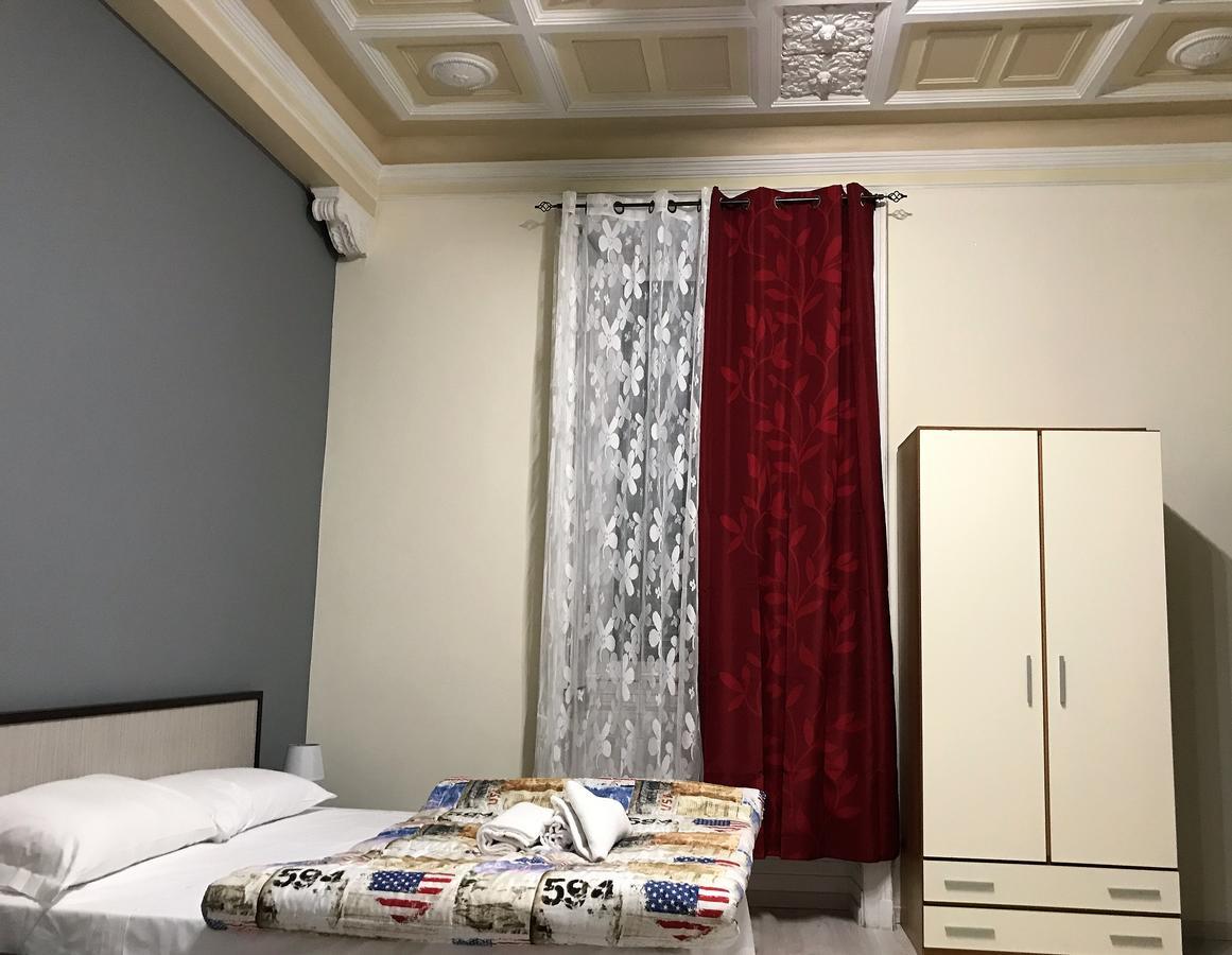 Hotel Paris Милан Экстерьер фото